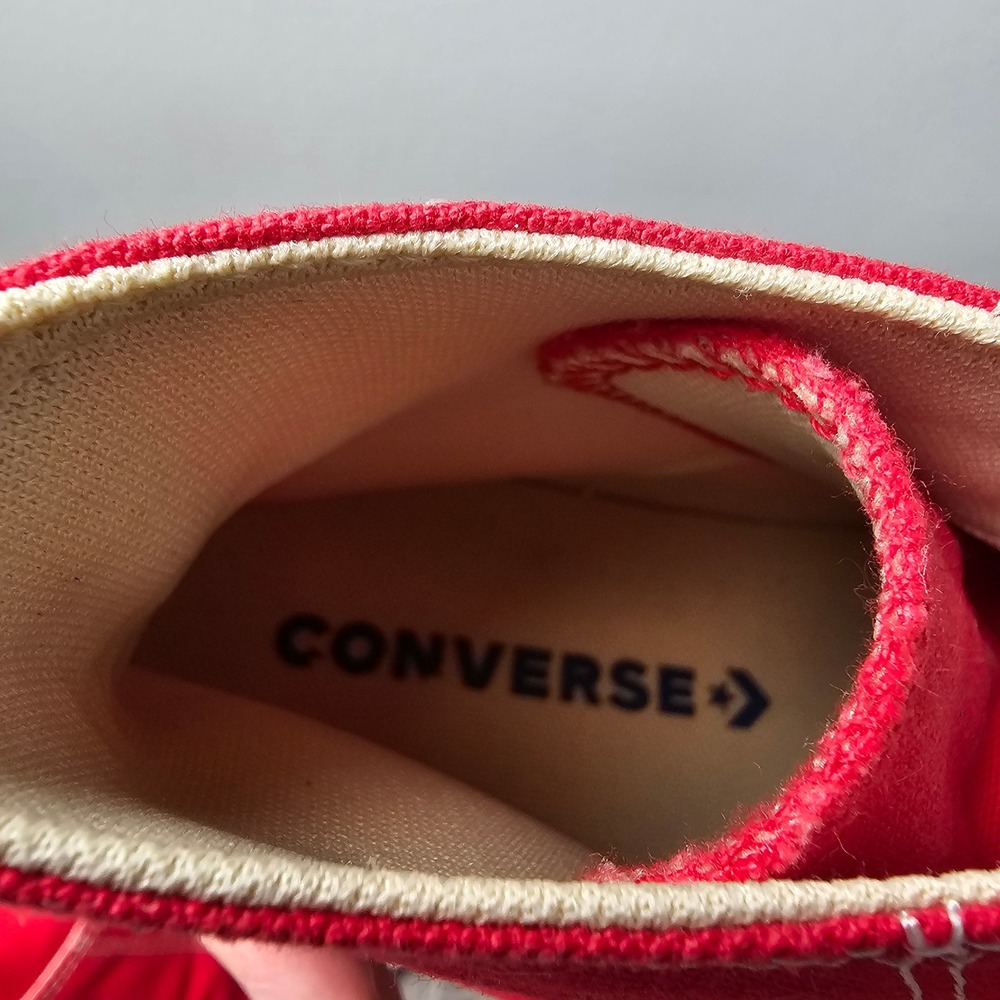 Converse Unisex Chuck Taylor All Star High Top Shoes Men 7 Women 9 Red M9621 - Picture 8 of 13